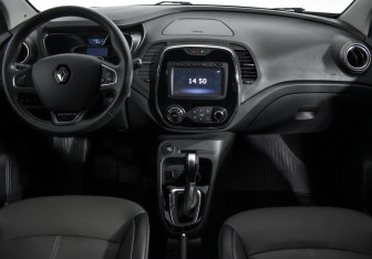 Подержанный автомобиль Renault Kaptur 2018 года (15 фото)