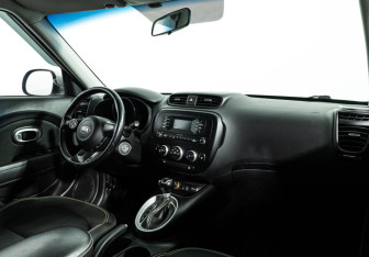 Подержанный автомобиль Kia Soul 2015 года (9 фото)