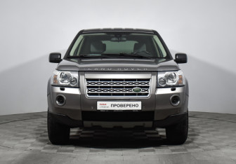 Подержанный автомобиль Land Rover Freelander 2010 года (2 фото)