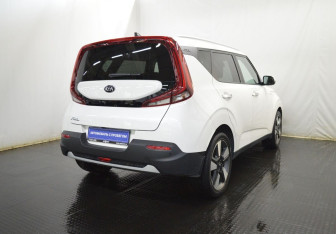 Подержанный автомобиль Kia Soul 2020 года (5 фото)