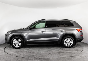Подержанный автомобиль Skoda Kodiaq 2018 года (8 фото)