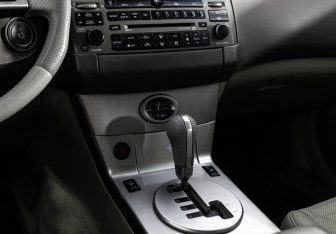 Подержанный автомобиль Infiniti FX 2004 года (12 фото)