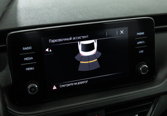 Подержанный автомобиль Skoda Rapid Liftback 2021 года (15 фото)