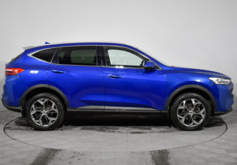 Подержанный автомобиль Haval F7 2022 года (4 фото)