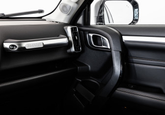 Подержанный автомобиль Haval Dargo 2023 года (17 фото)