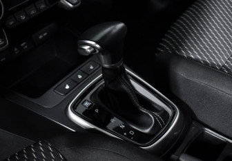 Подержанный автомобиль Kia Rio Hatchback 2018 года (11 фото)