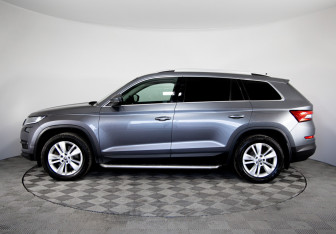 Подержанный автомобиль Skoda Kodiaq 2020 года (8 фото)