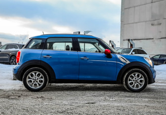 Подержанный автомобиль MINI Countryman 2011 года (6 фото)