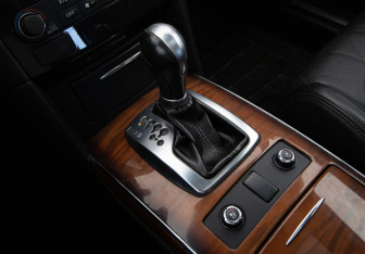 Подержанный автомобиль Infiniti QX70 2014 года (14 фото)