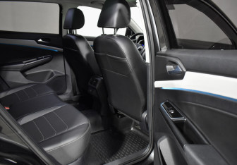 Подержанный автомобиль Jetta VS7 2023 года (12 фото)