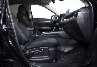 Подержанный автомобиль Mazda CX-5 2021 года (23 фото)