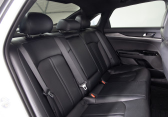 Подержанный автомобиль Kia K5 2021 года (26 фото)