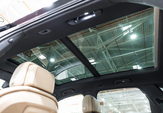 Подержанный автомобиль Porsche Cayenne 2020 года (36 фото)