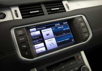 Подержанный автомобиль Land Rover Range Rover Evoque 2013 года (16 фото)