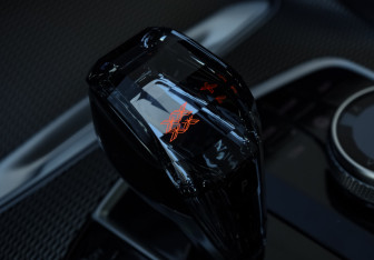 Подержанный автомобиль BMW X6 2021 года (23 фото)