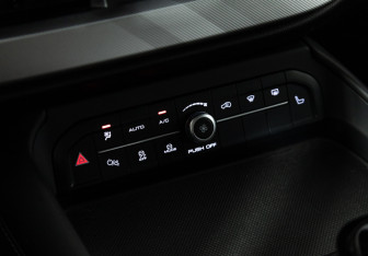 Подержанный автомобиль Haval F7x 2023 года (18 фото)