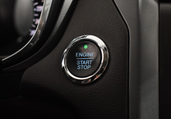 Подержанный автомобиль Ford Mondeo Sedan 2017 года (15 фото)