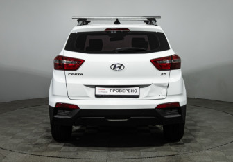 Подержанный автомобиль Hyundai Creta 2018 года (6 фото)
