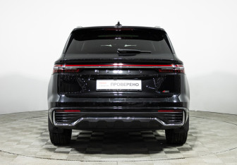 Подержанный автомобиль Geely Monjaro 2023 года (6 фото)