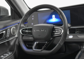 Подержанный автомобиль Chery Tiggo 8 Pro Max 2024 года (15 фото)