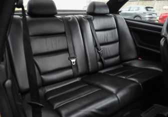 Подержанный автомобиль BMW M3 Coupe 1994 года (25 фото)