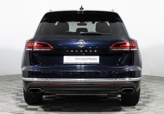 Подержанный автомобиль Volkswagen Touareg 2019 года (6 фото)