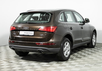 Подержанный автомобиль Audi Q5 2012 года (5 фото)