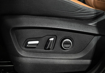 Подержанный автомобиль Chery Tiggo 8 Pro Max 2022 года (19 фото)