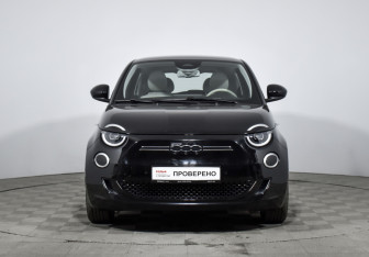 Подержанный автомобиль Fiat 500 Hatchback 2021 года (2 фото)