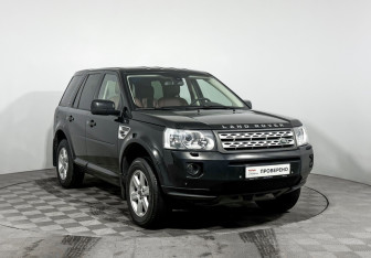 Подержанный автомобиль Land Rover Freelander 2012 года (3 фото)