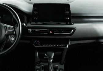 Подержанный автомобиль Kia Seltos 2020 года (14 фото)