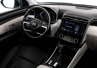 Подержанный автомобиль Hyundai Tucson 2021 года (19 фото)
