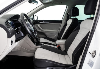 Подержанный автомобиль Volkswagen Tiguan 2017 года (22 фото)