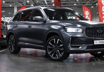 Подержанный автомобиль Geely Monjaro 2024 года (6 фото)