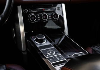 Подержанный автомобиль Land Rover Range Rover 2016 года (11 фото)