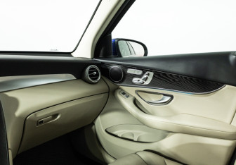 Подержанный автомобиль Mercedes-Benz GLC Coupe 2019 года (20 фото)