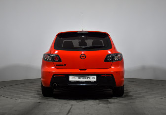Подержанный автомобиль Mazda 3 Hatchback 2007 года (6 фото)