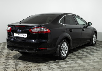 Подержанный автомобиль Ford Mondeo Sedan 2013 года (5 фото)