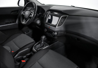Подержанный автомобиль Hyundai Creta 2017 года (13 фото)
