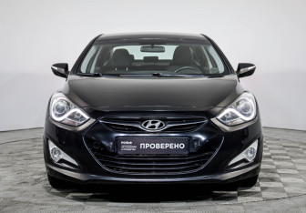 Подержанный автомобиль Hyundai i40 Sedan 2013 года (2 фото)
