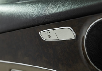 Подержанный автомобиль Mercedes-Benz GLC Coupe 2015 года (20 фото)