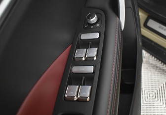 Подержанный автомобиль Geely Coolray 2022 года (20 фото)