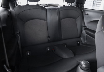 Подержанный автомобиль MINI Hatch 2020 года (22 фото)