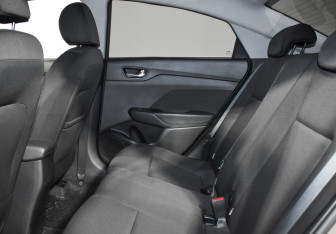 Подержанный автомобиль Hyundai Solaris Sedan 2018 года (11 фото)