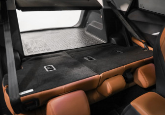 Подержанный автомобиль Omoda C5 2022 года (32 фото)