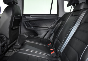 Подержанный автомобиль Volkswagen Tiguan 2017 года (19 фото)