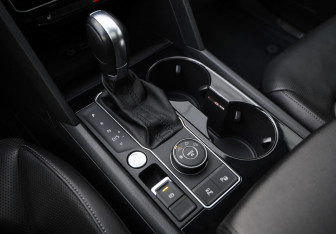 Подержанный автомобиль Volkswagen Teramont 2018 года (17 фото)