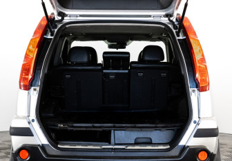 Подержанный автомобиль Nissan X-Trail 2007 года (18 фото)