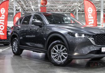 Подержанный автомобиль Mazda CX-5 2025 года (9 фото)