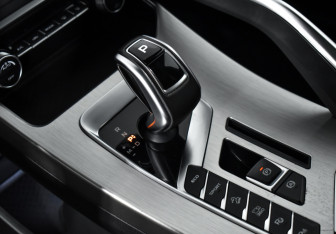 Подержанный автомобиль Geely Coolray 2021 года (12 фото)